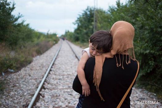 Migranti al confine fra Grecia e Macedonia. Foto di Luigi Ottani